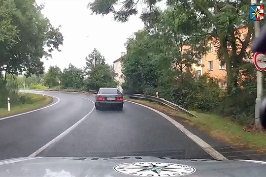 Policii chtěl utéct, věděl proč