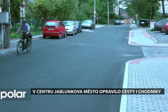 V centru Jablunkova město opravilo cesty i chodníky