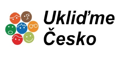 Dohromady sebrali dobrovolníci o víkendu přes tisíc tun odpadů