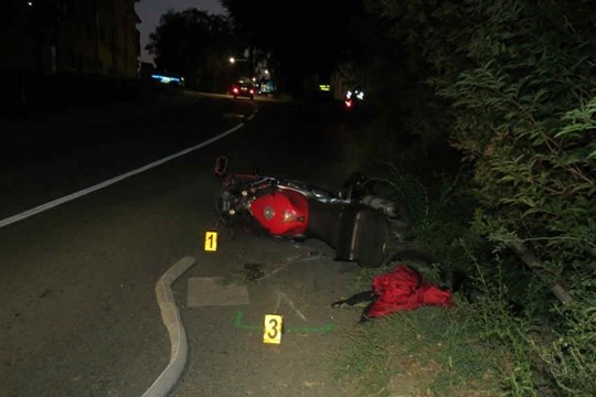V Uherském Brodě havaroval sedmačtyřicetiletý motorkář. Nadýchal přes tři promile