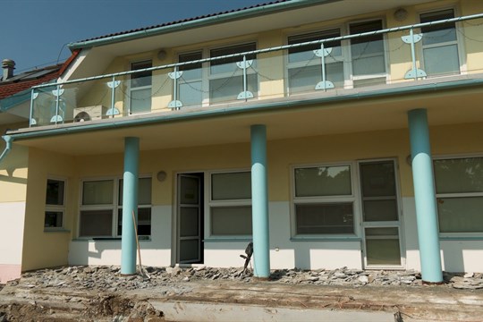 Otrokovické mateřské školy se o prázdninách pustily do oprav