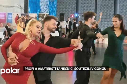 Smíšené páry profesionálních a amatérských tanečníků soutěžily v Gongu