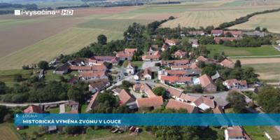 Historická výměna zvonu v Louce