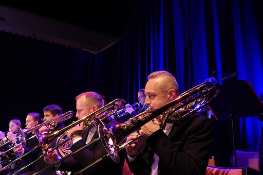 Bigband veselské ZUŠky si k výročí nadělil album