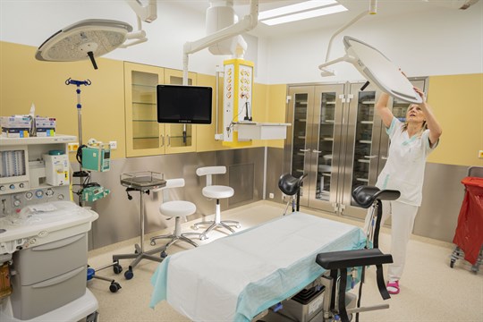 Baťova nemocnice otevřela Centrum pro jednodenní chirurgii a gynekologii. Pacienti odtud půjdou domů nejpozději 24 hodin po zákroku 
