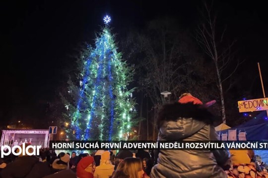 První adventní neděli lidé v Horní Suché společně rozsvítili vánoční strom