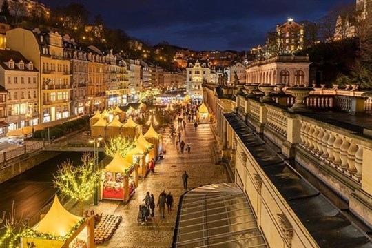 Karlovarské vánoční trhy: Přijďte nasát vánoční atmosféru!