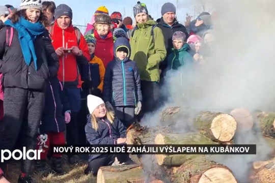 Nový rok 2025 lidé zahájili tradičním společným výšlapem na Kubánkov