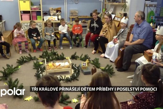Tři králové přinesli dětem z mateřské školy nejen příběh, ale i poselství pomoci