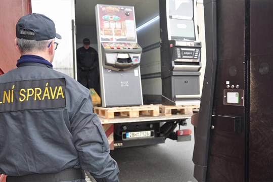 Konec hazardu. Celníci zavřeli dvě kasina