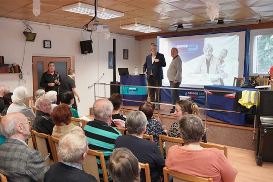 Klub seniorů pořádal přednášku o bezpečnosti v silničním provozu