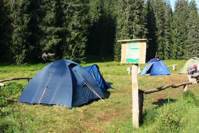 V CHKO Český les vzniknou letos první nouzová nocležiště pro turisty