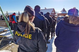 Policisté a záchranáři hledali cvičně na Ondřejníku pohřešované