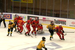 První semifinálový zápas vsetínský dorost s Hvězdou Praha prohrál 0:4