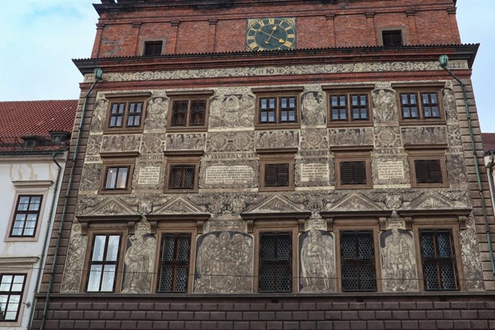 Plzeň povolí developerovi změny na stavbách na pozemku bývalých kasáren