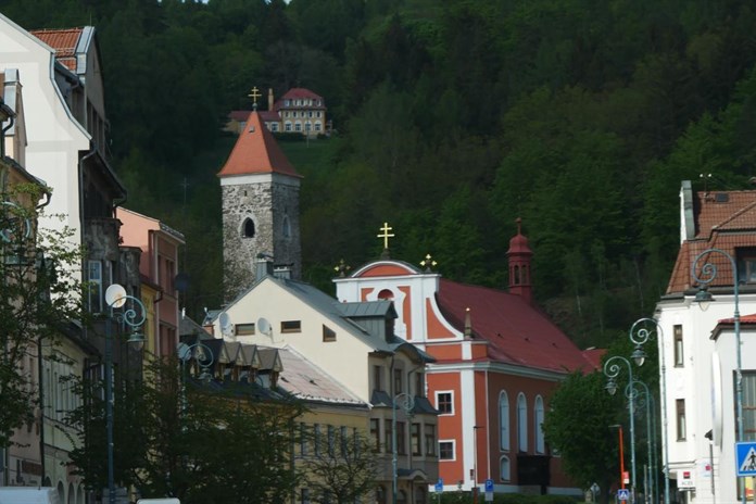 Začátek pracovního týdne se v kraji léčivých pramenů ponese na tónech hudby