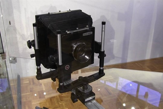 Slovácké muzeum představuje fotografie z ateliéru Ladislava Chvalkovského