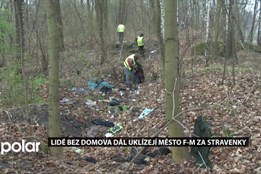 455 pytlů i několik kontejnerů. Lidé bez domova dál uklízejí Frýdek-Místek za stravenky