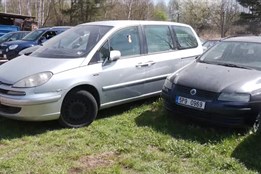 V České Lípě proběhla dražba autovraků