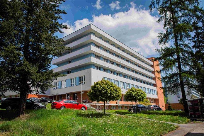 Budova zlínské porodnice slouží už 30 let. Za tu dobu se v ní narodil jeden nový Zlín