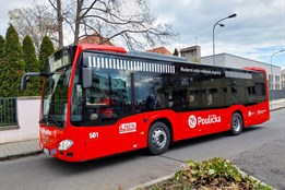 Na linky Pouličky vyjely dva nové autobusy. Brzy přibydou další