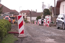 Po zimní přestávce pokračuje oprava průtahu Kudlovicemi
