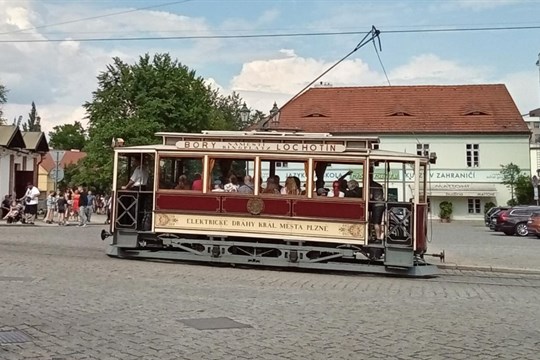 Máte rádi historická vozidla městské hromadné dopravy? Svezte se jimi první květnovou sobotu!
