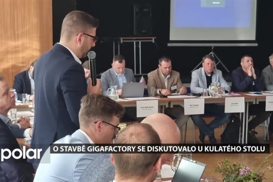 V Dolní Lutyni jednali u kulatého stolu o stavbě gigafactory, občané zůstávají proti