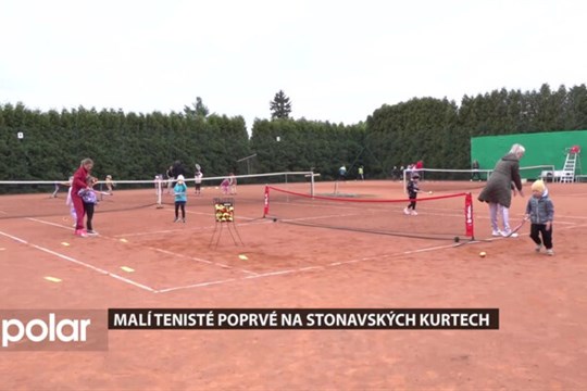 Malí tenisté poprvé na stonavských kurtech