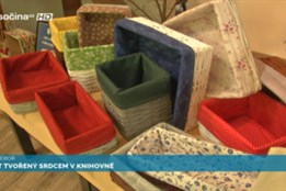 Svět tvořený srdcem v knihovně