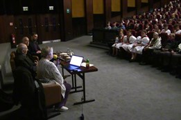 Studenti se na besedě seznámili se vzpomínkami pamětníků války