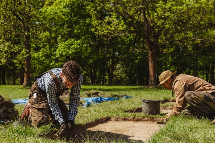 Archeologové z Plzně odkryli pozůstatky zázemí polní vojenské nemocnice z roku 1945