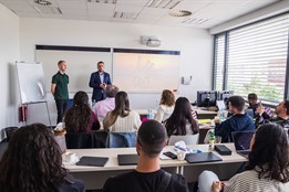 Olomoučtí a izraelští studenti se učí digitalizaci zdravotnictví