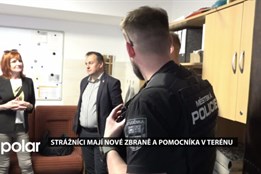 Studénečtí strážníci mají nové zbraně a pomocníka v terénu