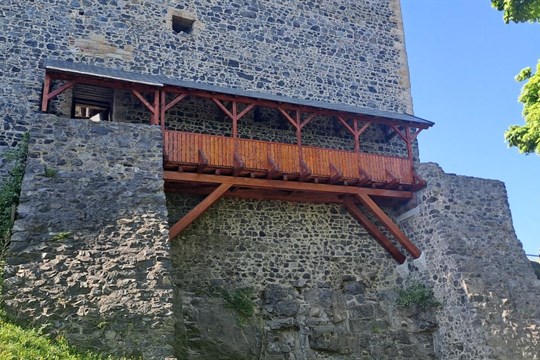 Na Radyni přivede návštěvníky nová lávka