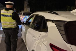 Nejen alkohol. Policisté na Chebsku narazili na tvrdší kalibr