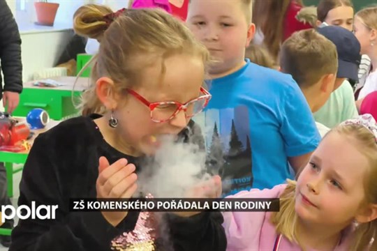Den rodiny na frýdlantské ZŠ Komenského nabídl kvízy, sportovní aktivity i chemické pokusy