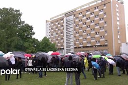 Otevření lázeňské sezony 2025 v Karviné proběhlo za doprovodu deště, ale i pozitivních vyhlídek