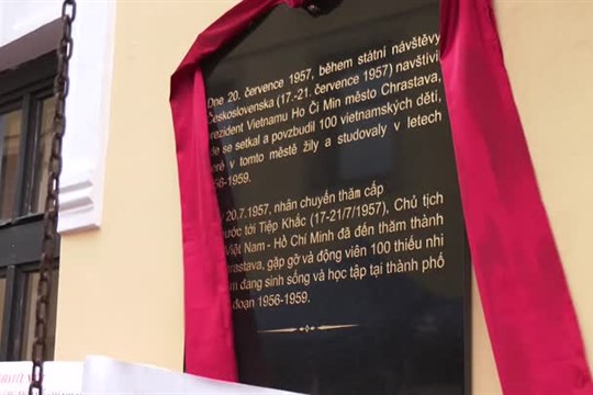 V Chrastavě si připomněli pobyt vietnamských dětí