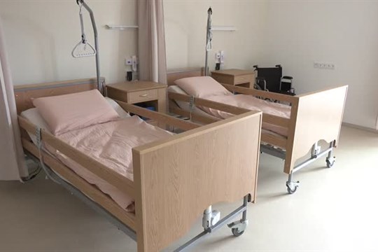 Kraj finančně podpoří pracovníky v sociálních službách