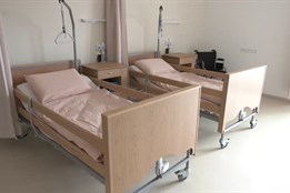 Kraj finančně podpoří pracovníky v sociálních službách