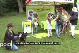 Sdružení Podané ruce z Frýdku-Místku pomáhá canisterapií už 25 let