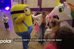 BEZ KOMENTÁŘE: Duhová párty ve Studénce