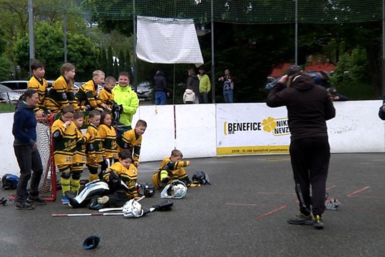 Turnaj hokejbalových minipřípravek