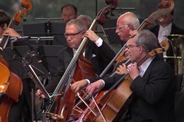 Řídit orchestr je jako pilotovat letadlo, říká Robert Kružík