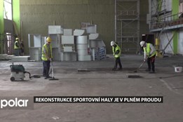 Rekonstrukce haly v Pustkovci je v plném proudu. Asi nejvíce se na tělocvičnu těší školáci