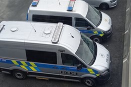 Policisté hledali 12letou dívku z Petřvaldu. Ozvala se po vyhlášení pátrací akce