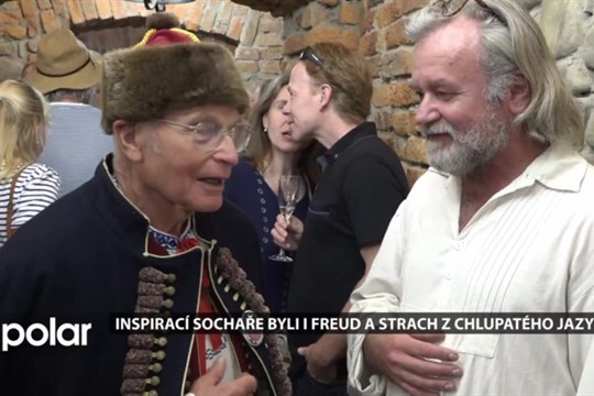 Inspirací sochaře byli i Freud a strach z chlupatého jazyka