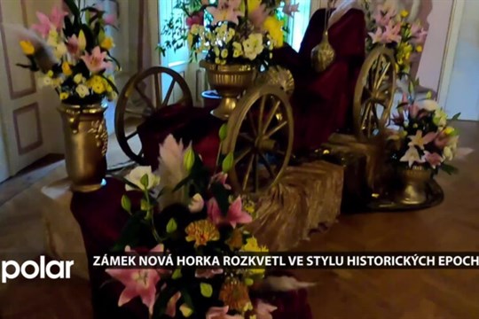 Zámek Nová Horka rozkvetl ve stylu historických epoch, zažívá týden Květománie