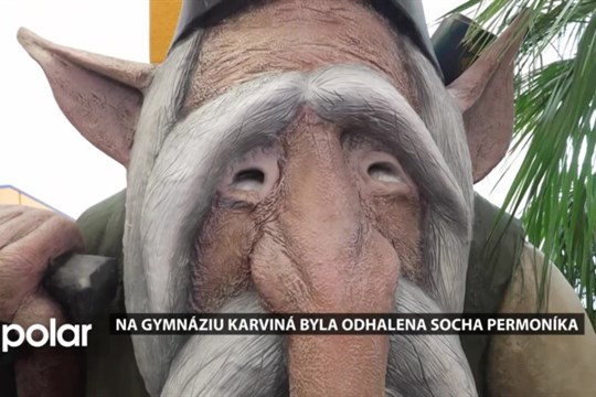 Na Gymnáziu Karviná odhalili sochu permoníka, jejíž návrh vytvořili studenti
